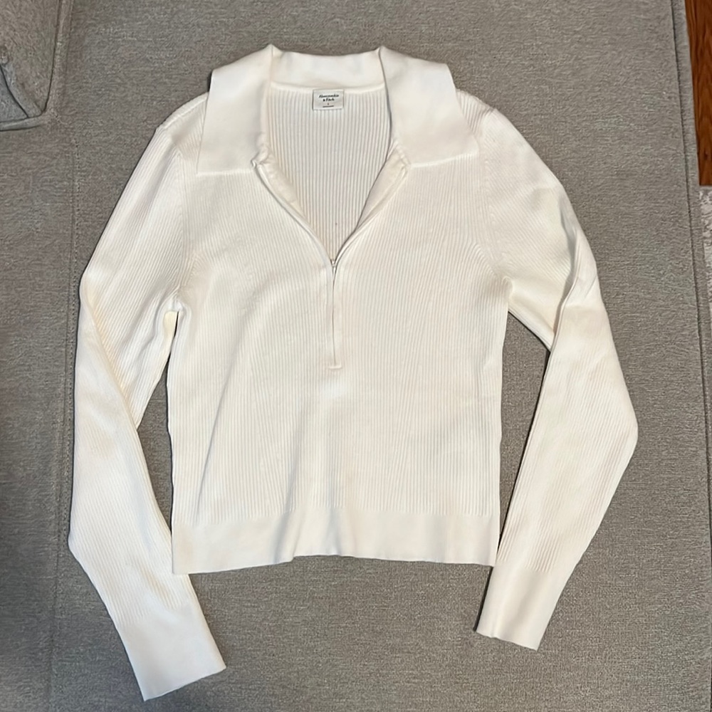 Abercrombie and Fitch Collared Zip Up Sweater